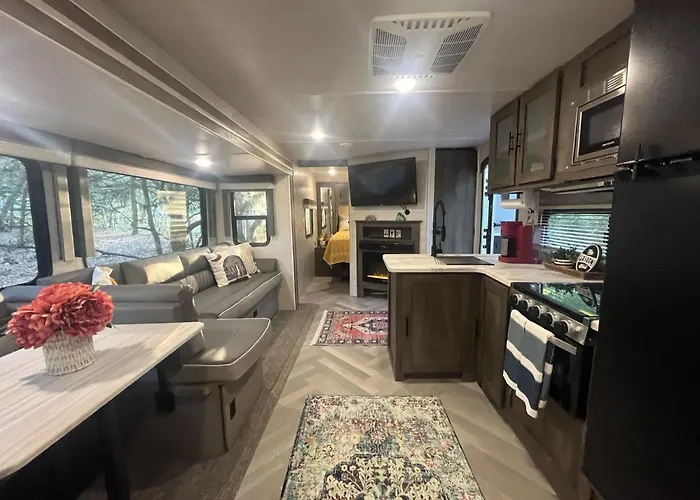 Your Personal \'Glamp\' Site! Ac - Bbq - Fast Wifi